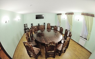 Малый зал в Кирове
